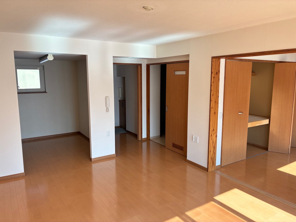 新町団地居間2