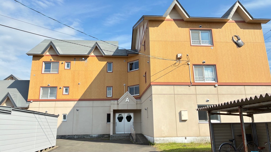 シャレーイーストタウン
